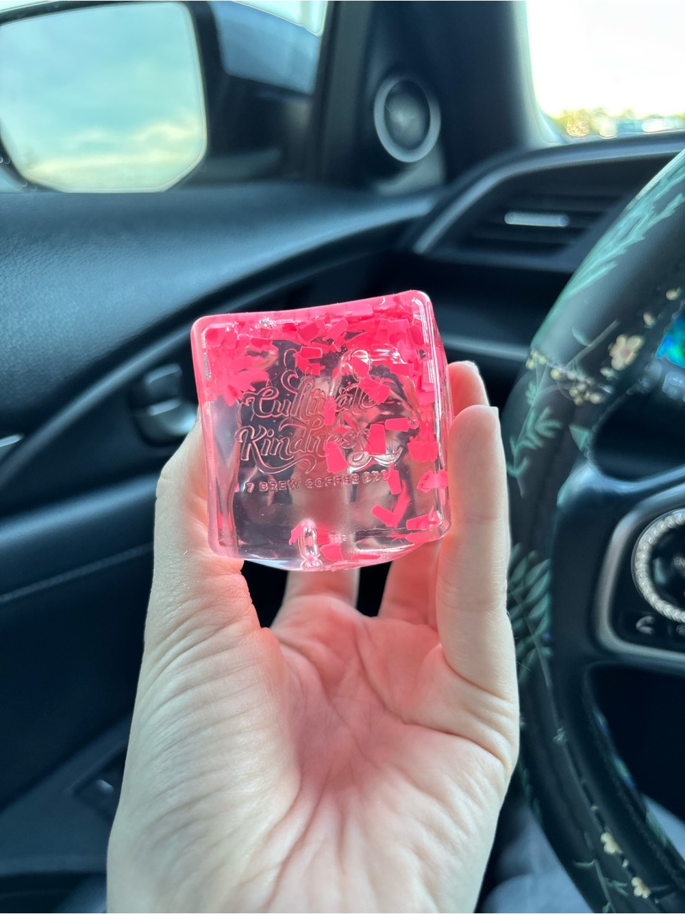 Pink Glitter 7Brew Squishy Pink fidget
